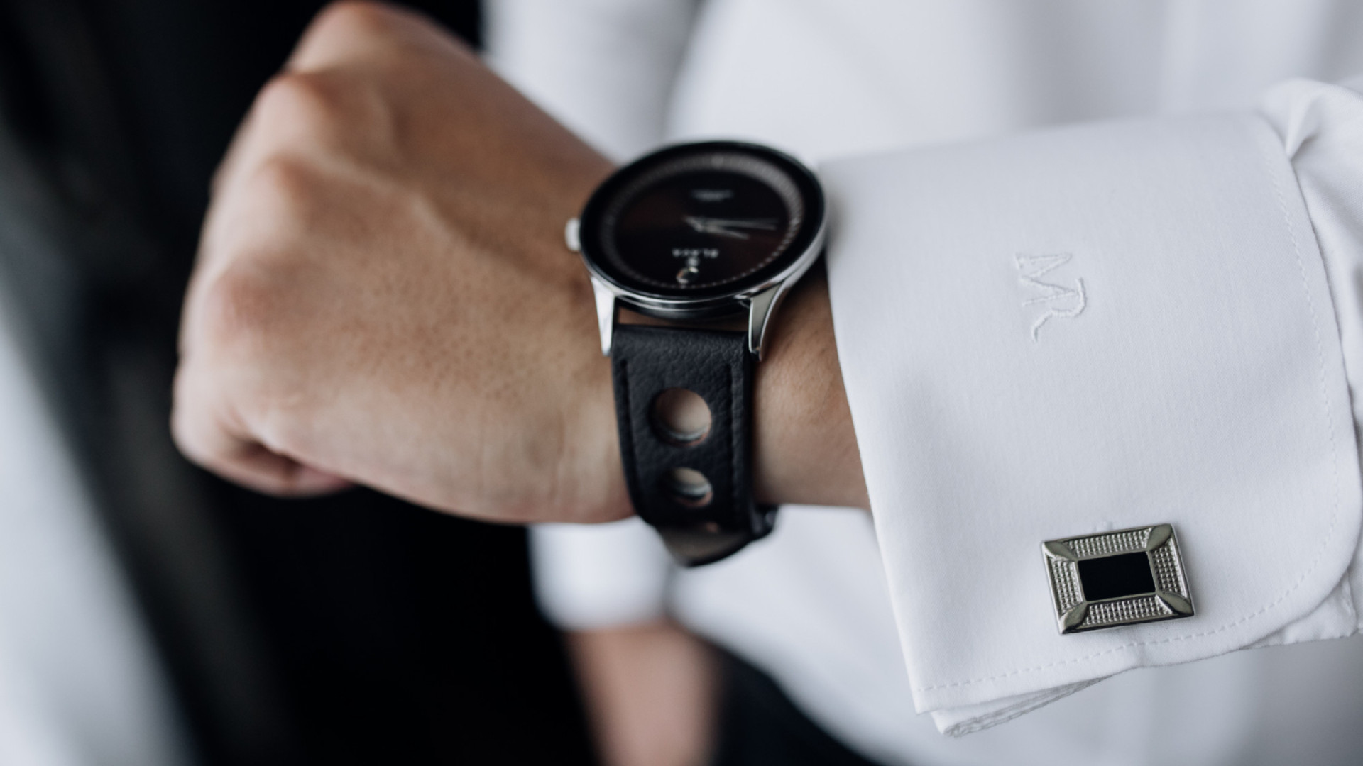 Montre homme : quel bracelet choisir pour un style adapté ?